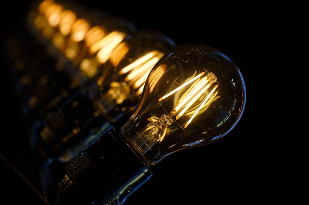 light bulbs, illuminated, lighting-3489395.jpg